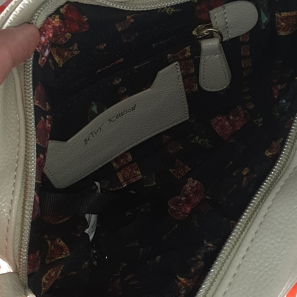 LOL BETSEY JOHNSON PURSE - Picture 2 of 3